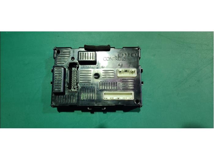 Gebruikte Bodycontrol Module Nissan Note (E11) 1.4 16V Prijs op aanvraag aangeboden door Benelux Zwijndrecht B.V.