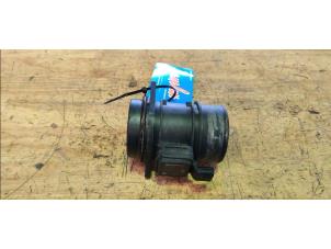 Gebruikte Luchtmassameter Opel Vivaro 1.6 CDTI 115 Prijs op aanvraag aangeboden door Benelux Zwijndrecht B.V.