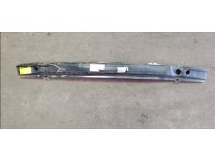 Gebruikte Bumperframe achter BMW 5 serie (E60) 520i 24V Prijs op aanvraag aangeboden door Benelux Zwijndrecht B.V.