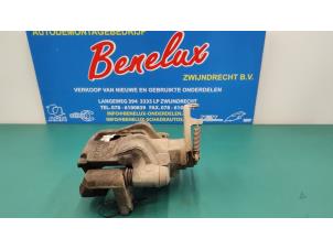 Gebruikte Remklauw (Tang) rechts-achter Iveco New Daily VI 33S13, 35C13, 35S13 Prijs op aanvraag aangeboden door Benelux Zwijndrecht B.V.