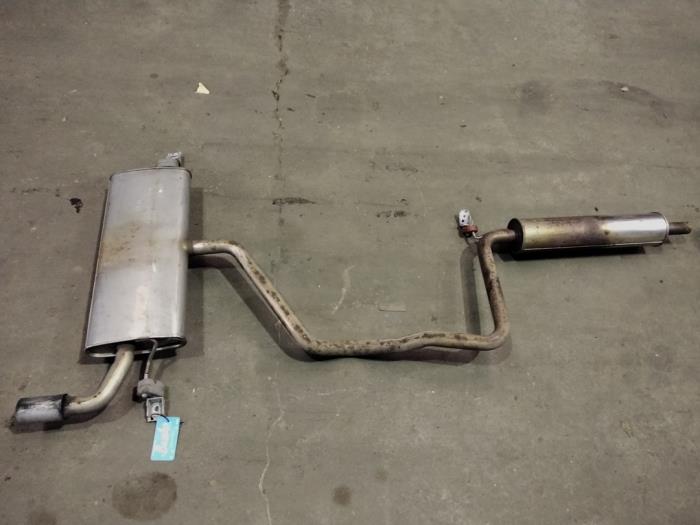 Gebruikte Uitlaat (compleet) Volkswagen Golf VII (AUA) 1.0 TSI 12V BlueMotion Prijs op aanvraag aangeboden door Benelux Zwijndrecht B.V.