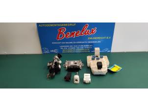 Gebruikte Kontaktslot + computer Opel Agila (B) 1.0 12V Prijs op aanvraag aangeboden door Benelux Zwijndrecht B.V.