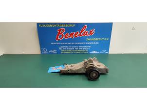 Gebruikte Dynamosteun boven Seat Ibiza IV (6J5) 1.4 16V Prijs op aanvraag aangeboden door Benelux Zwijndrecht B.V.