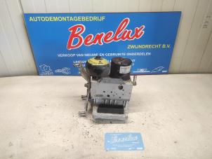 Gebruikte ABS Pomp Mercedes E (W211) 2.6 E-240 V6 18V Prijs € 450,00 Margeregeling aangeboden door Benelux Zwijndrecht B.V.