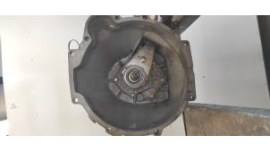 Gebruikte Versnellingsbak Hyundai H-1/H-200 2.5 Tdi Prijs op aanvraag aangeboden door Benelux Zwijndrecht B.V.
