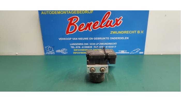 Gebruikte ABS Pomp Volkswagen Golf V (1K1) 1.4 FSI 16V Prijs op aanvraag aangeboden door Benelux Zwijndrecht B.V.