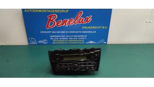 Gebruikte Radio CD Speler Mitsubishi Space Star (A0) 1.0 12V Prijs op aanvraag aangeboden door Benelux Zwijndrecht B.V.