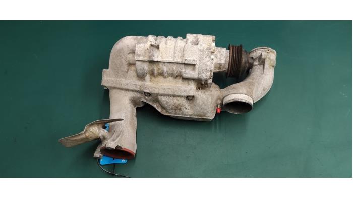 Compressor van een Mercedes-Benz C (W203) 2.0 C-200K 16V 2001