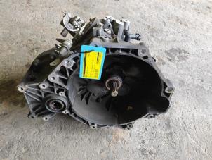 Gebruikte Versnellingsbak Opel Vectra C GTS 2.2 DIG 16V Prijs op aanvraag aangeboden door Benelux Zwijndrecht B.V.
