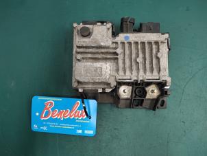 Gebruikte Start/Stop computer Peugeot 208 I (CA/CC/CK/CL) 1.2 Vti 12V PureTech 82 Prijs op aanvraag aangeboden door Benelux Zwijndrecht B.V.