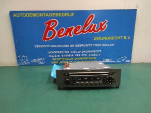 Gebruikte Radio CD Speler Peugeot 308 (4A/C) 1.6 16V THP Autom. Prijs op aanvraag aangeboden door Benelux Zwijndrecht B.V.