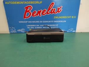 Gebruikte CD Wisselaar Mercedes C Combi (S203) 2.2 C-200 CDI 16V Prijs op aanvraag aangeboden door Benelux Zwijndrecht B.V.