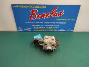 Gebruikte LPG Verdamper Renault Scénic II (JM) 2.0 16V Prijs op aanvraag aangeboden door Benelux Zwijndrecht B.V.