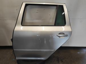 Gebruikte Deur 4Deurs links-achter Skoda Octavia Combi (1Z5) 1.2 TSI Prijs € 100,00 Margeregeling aangeboden door Benelux Zwijndrecht B.V.