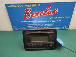 Gebruikte Radio CD Speler Skoda Fabia II Combi 1.2i 12V Prijs op aanvraag aangeboden door Benelux Zwijndrecht B.V.