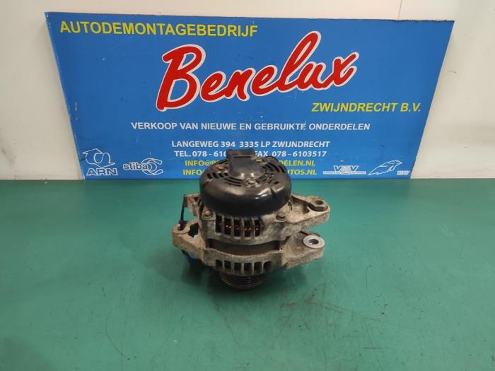 Gebruikte Dynamo Peugeot 108 1.0 12V Prijs op aanvraag aangeboden door Benelux Zwijndrecht B.V.