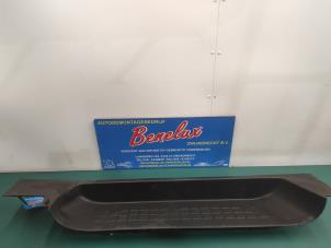 Gebruikte Schuifdeur instap links Citroen Jumpy 2.0 Blue HDI 180 Prijs op aanvraag aangeboden door Benelux Zwijndrecht B.V.