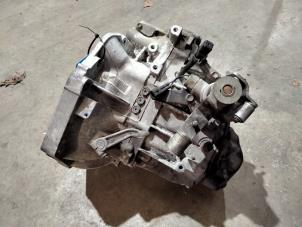 Gebruikte Versnellingsbak Citroen C4 Berline (NC) 1.6 16V VTi Prijs op aanvraag aangeboden door Benelux Zwijndrecht B.V.