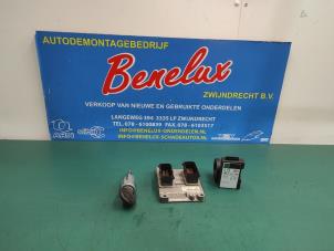 Gebruikte Kontaktslot + computer Opel Corsa C (F08/68) 1.2 16V Prijs op aanvraag aangeboden door Benelux Zwijndrecht B.V.