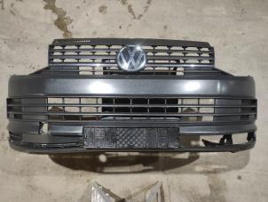 Gebruikte Voorbumper Volkswagen Transporter T6 2.0 TDI 150 4Motion Prijs op aanvraag aangeboden door Benelux Zwijndrecht B.V.
