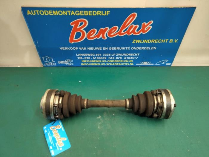 Gebruikte Steekas rechts-achter BMW 6 serie (E24) 635 CSi Prijs op aanvraag aangeboden door Benelux Zwijndrecht B.V.