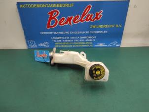 Gebruikte Hoofdremcilinder Nissan Qashqai (J11) 1.2 DIG-T 16V Prijs op aanvraag aangeboden door Benelux Zwijndrecht B.V.