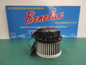 Gebruikte Kachel Ventilatiemotor Volkswagen Up! (121) 1.0 12V 60 Prijs op aanvraag aangeboden door Benelux Zwijndrecht B.V.