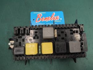 Gebruikte Zekeringkast Mercedes A (W176) 1.6 A-180 16V Prijs op aanvraag aangeboden door Benelux Zwijndrecht B.V.