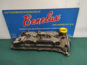 Gebruikte Kleppendeksel Nissan Qashqai (J11) 1.2 DIG-T 16V Prijs op aanvraag aangeboden door Benelux Zwijndrecht B.V.