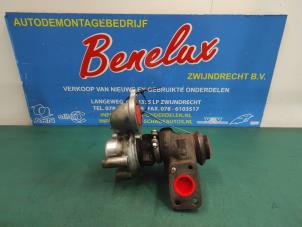 Gebruikte G-lader Ford Fiesta 6 (JA8) 1.5 TDCi Prijs op aanvraag aangeboden door Benelux Zwijndrecht B.V.