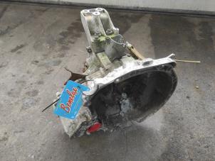 Gebruikte Versnellingsbak Daihatsu Sirion 2 (M3) 1.3 16V DVVT Prijs op aanvraag aangeboden door Benelux Zwijndrecht B.V.