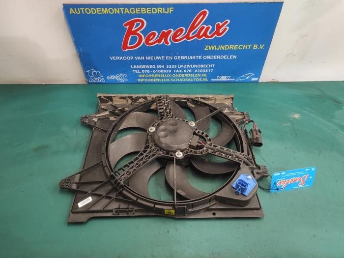 Gebruikte Fan Radiateur Fiat 500 (312) 1.2 Prijs op aanvraag aangeboden door Benelux Zwijndrecht B.V.