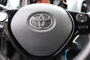 Gebruikte Module + Airbag Set Toyota Aygo (B40) 1.0 12V VVT-i Prijs op aanvraag aangeboden door Benelux Zwijndrecht B.V.