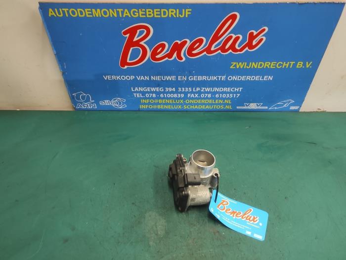 Gasklephuis Ford Fiesta 6 (JA8), 2008 / 2018 1.0 Ti-VCT 12V 65, Hatchback, Benzine, 999cc, 48kW (65pk), FWD, XMJA; XMJB; XMJC; XMJD, 2013-01 / 2017-04 (Gebruikt)