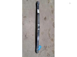 Gebruikte Veerblad achter Ford Transit Custom 2.0 TDCi 16V Eco Blue 130 Prijs op aanvraag aangeboden door Benelux Zwijndrecht B.V.