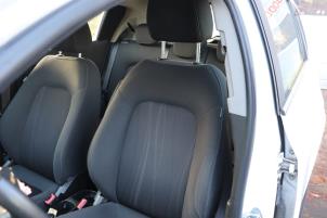 Gebruikte Bekleding Set (compleet) Chevrolet Aveo 1.4 16V Prijs op aanvraag aangeboden door Benelux Zwijndrecht B.V.