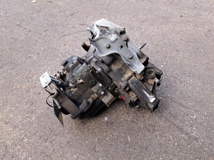 Versnellingsbak van een Fiat Grande Punto (199) 1.4 2006