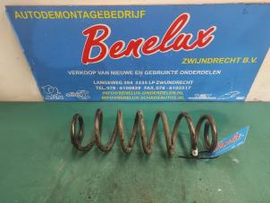 Gebruikte Veerschroef achter Skoda Octavia Combi (NXAC) 1.0 TSI e-TEC 12V Prijs op aanvraag aangeboden door Benelux Zwijndrecht B.V.