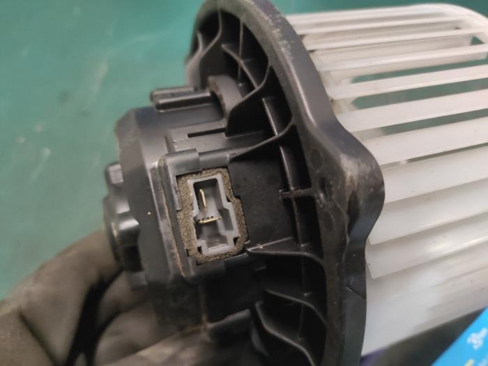 Kachel Ventilatiemotor van een Kia Picanto (JA) 1.0 12V 2019