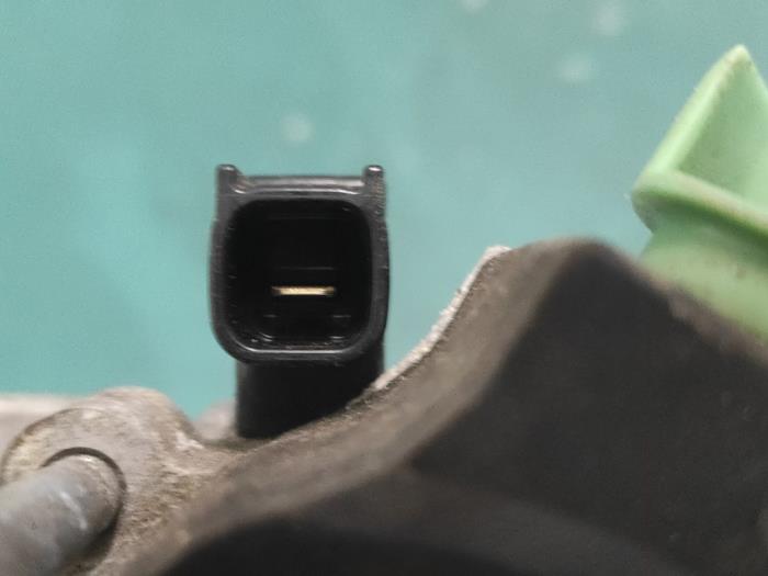 Startmotor van een Honda Civic (FA/FD) 1.3 Hybrid 2011