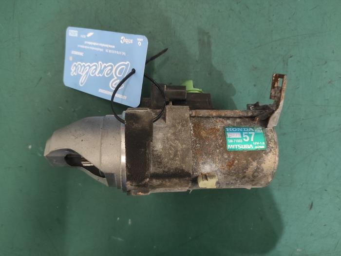 Startmotor van een Honda Civic (FA/FD) 1.3 Hybrid 2011