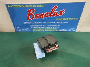 Gebruikte ABS Pomp Opel Movano 2.3 CDTi Biturbo 16V FWD Prijs € 211,75 Inclusief btw aangeboden door Benelux Zwijndrecht B.V.