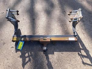 Gebruikte Trekhaak Volkswagen Crafter 2.5 TDI 30/32/35/46/50 Prijs op aanvraag aangeboden door Benelux Zwijndrecht B.V.