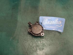 Gebruikte Nokkenas Sensor Renault Megane IV Estate (RFBK) 1.3 TCE 115 16V Prijs op aanvraag aangeboden door Benelux Zwijndrecht B.V.