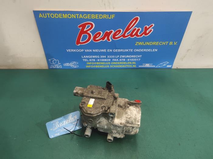 Gebruikte Aircopomp Toyota Yaris III (P13) 1.5 16V Hybrid Prijs op aanvraag aangeboden door Benelux Zwijndrecht B.V.