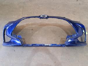 Gebruikte Voorbumper Toyota Yaris IV (P21/PA1/PH1) Prijs € 50,00 Margeregeling aangeboden door Benelux Zwijndrecht B.V.