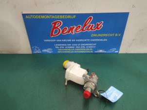 Gebruikte Hoofdremcilinder Fiat 500X (334) 1.4 Multi Air 16V Prijs op aanvraag aangeboden door Benelux Zwijndrecht B.V.