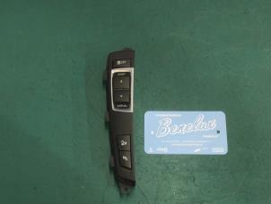 Gebruikte PDC Schakelaar BMW X3 (F25) xDrive35i 3.0 24V Prijs op aanvraag aangeboden door Benelux Zwijndrecht B.V.