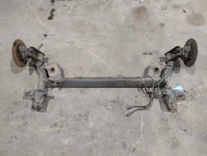 Gebruikte Achteras voorwielaandrijving Renault Clio II (BB/CB) 2.0 16V RS Prijs € 250,00 Margeregeling aangeboden door Benelux Zwijndrecht B.V.