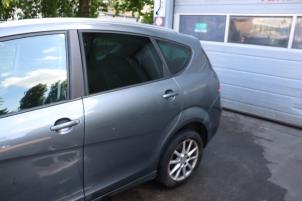 Gebruikte Deur 4Deurs links-achter Seat Altea XL (5P5) 1.6 TDI 105 Prijs € 175,00 Margeregeling aangeboden door Benelux Zwijndrecht B.V.